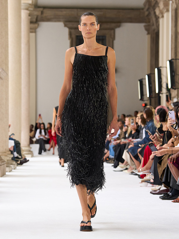 Sportmax Spring Summer 2025 Runway Show: SS25 an Essential Collection
